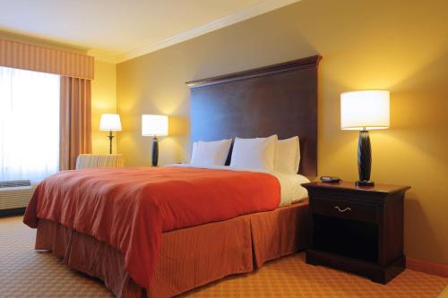 Country Inn & Suites by Radisson Columbia at Harbison SC - image 4