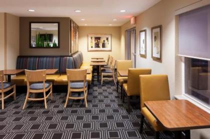 TownePlace Suites Columbus - image 4