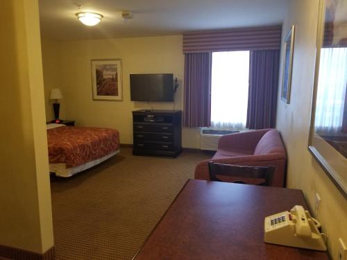 InTown Suites Extended Stay Columbus - image 5