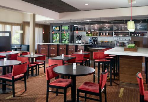 Courtyard by Marriott Columbus - main image