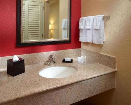 Courtyard by Marriott Columbus - image 2