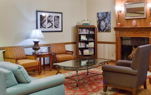 Country Inn & Suites by Radisson Columbus GA - image 3