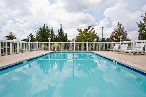 Country Inn & Suites by Radisson Columbus GA - image 5