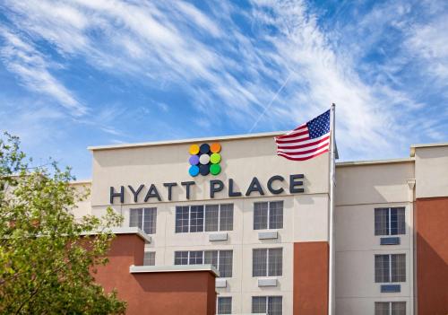 Hyatt Place Columbus-North - main image