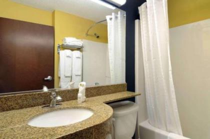 Microtel Inn & Suites by Wyndham Columbus/Near Fort Benning - image 3