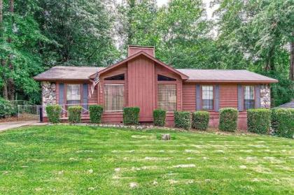 Columbus Cabin Wooded Retreat W Large Yard