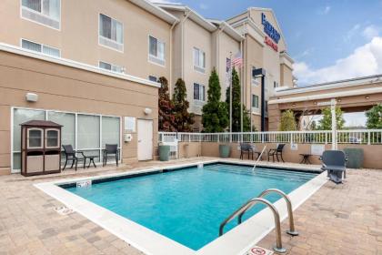 Fairfield Inn & Suites Columbus - image 4