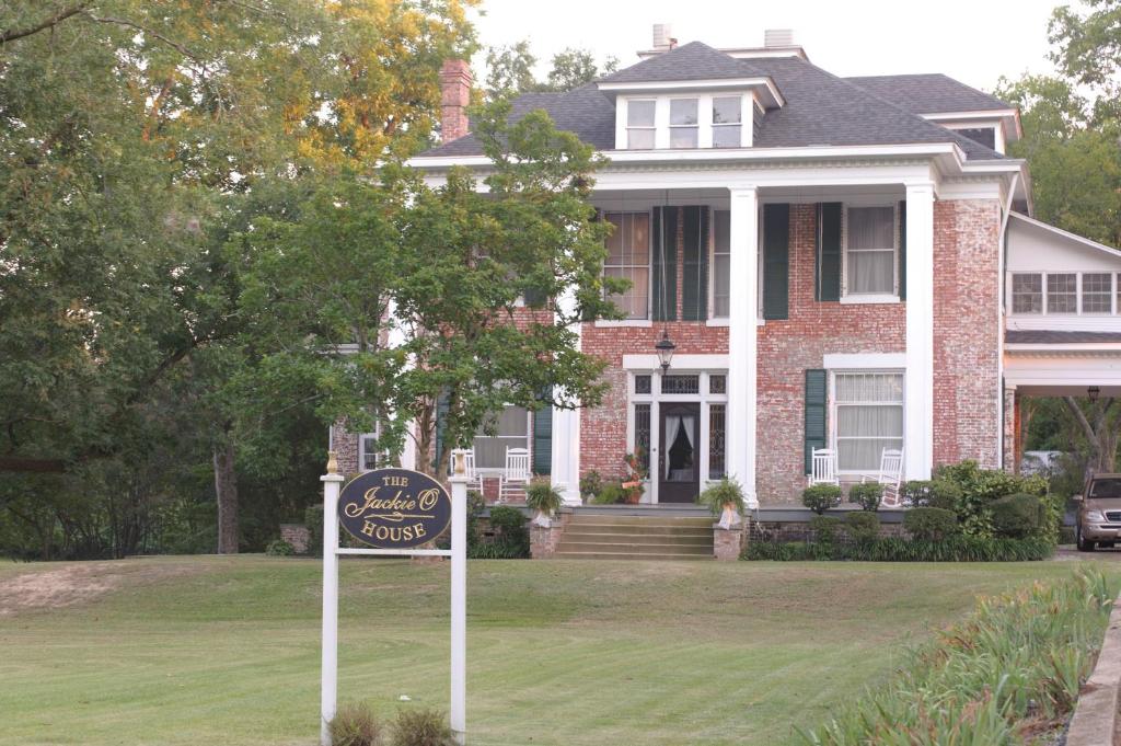 The Jackie O' House Bed and Breakfast - main image