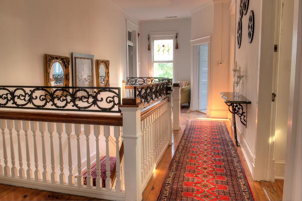 The Jackie O' House Bed and Breakfast - image 5