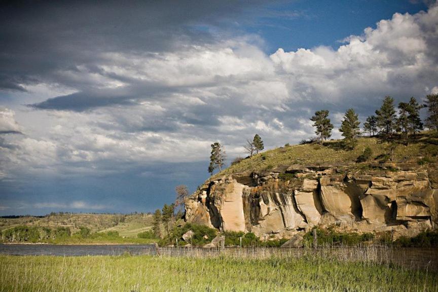 Yellowstone River Lodge and Cabins - image 7