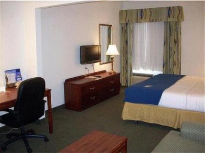 Holiday Inn Express Hotel & Suites Columbus an IHG Hotel - image 2