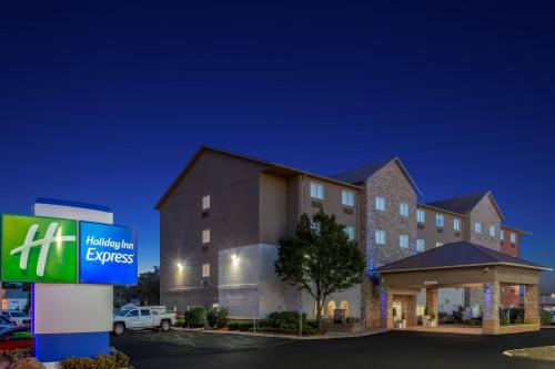 Holiday Inn Express Columbus - Ohio Expo Center an IHG Hotel - main image