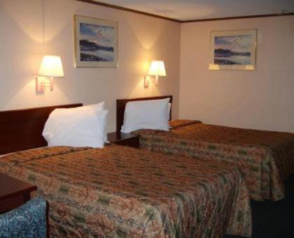 Budgetel Inn & Suites - image 4