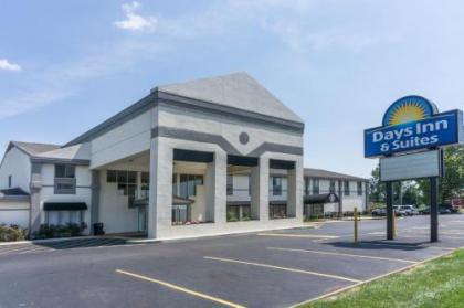 Days Inn by Wyndham Columbus East Airport - image 2