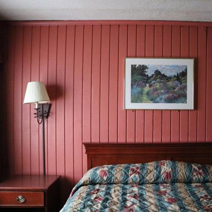 Inn Towne Motel - image 5