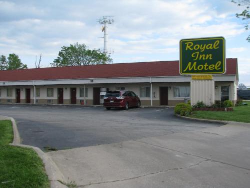 Royal Inn Motel - image 4