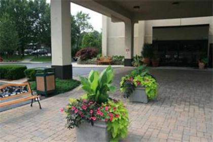 Hampton Inn Long Island/Commack - image 13