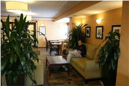 Hampton Inn Long Island/Commack - image 14