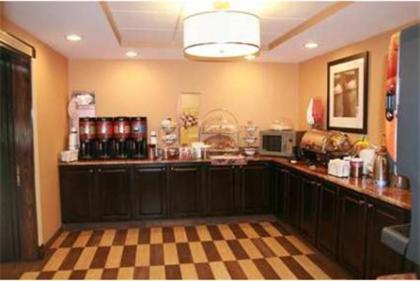 Hampton Inn Long Island/Commack - image 16