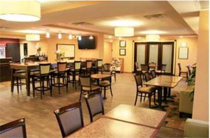 Hampton Inn Long Island/Commack - image 17