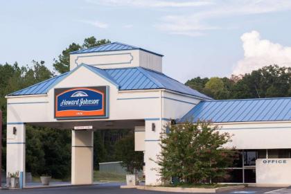 Howard Johnson by Wyndham Commerce GA - image 1