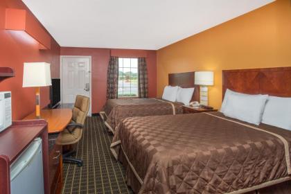 Travelodge by Wyndham Commerce GA Near Tanger Outlets Mall - image 4