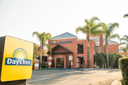 Days Inn by Wyndham Concord - image 10