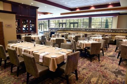 Embassy Suites Charlotte - Concord/Golf Resort & Spa - image 8