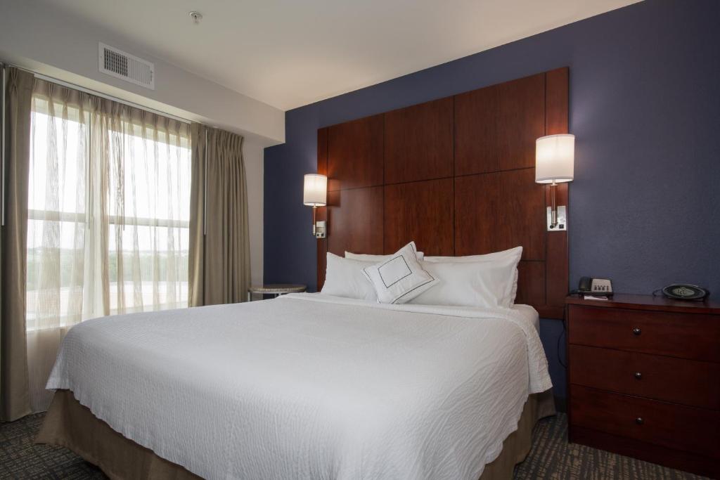 Residence Inn Charlotte Concord - image 5