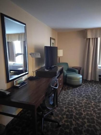 Hilton Garden Inn Charlotte/Concord - image 11