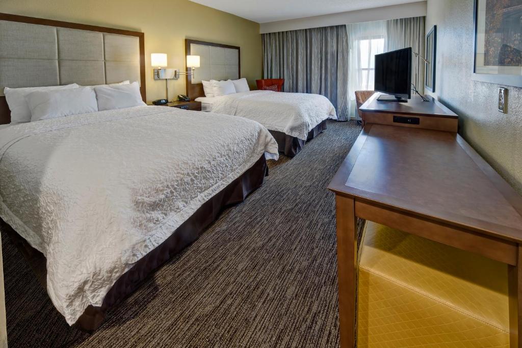 Hampton Inn Concord/Kannapolis - image 2