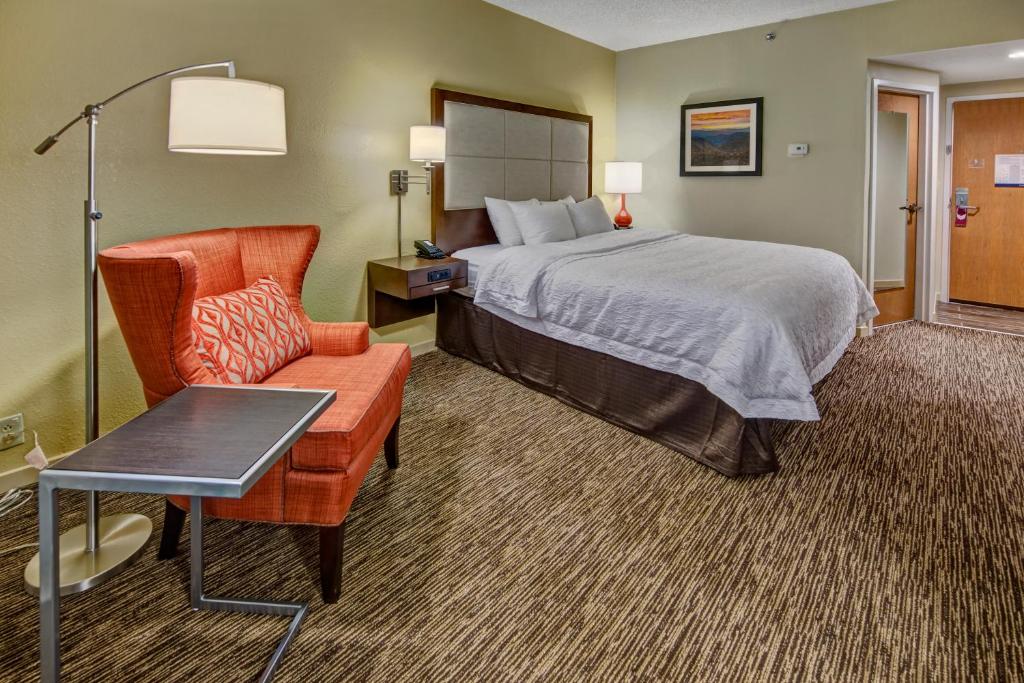 Hampton Inn Concord/Kannapolis - image 7