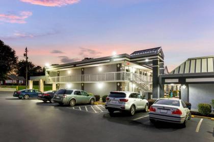 Quality Inn Concord Kannapolis - image 9