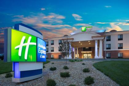 Holiday Inn Express Hotel & Suites Concordia US 81 an IHG Hotel - image 9