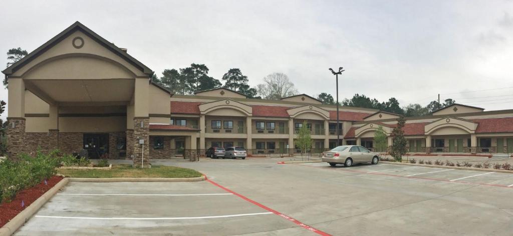 Scottish Inn & Suites - Conroe - image 7