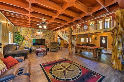 Spacious Conroe Home with Foosball and Pool Table! - image 10