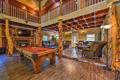 Spacious Conroe Home with Foosball and Pool Table! - image 12