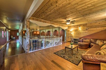 Spacious Conroe Home with Foosball and Pool Table! - image 13