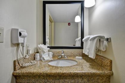 Hilton Garden Inn Conway - image 12