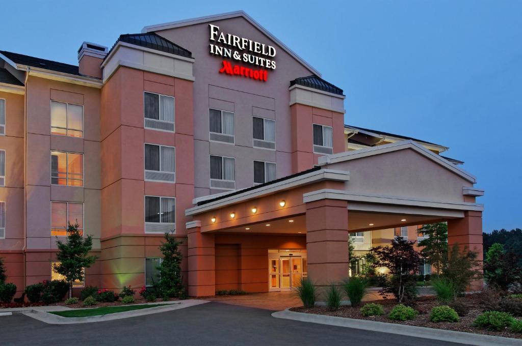 Fairfield Inn and Suites by Marriott Conway - main image