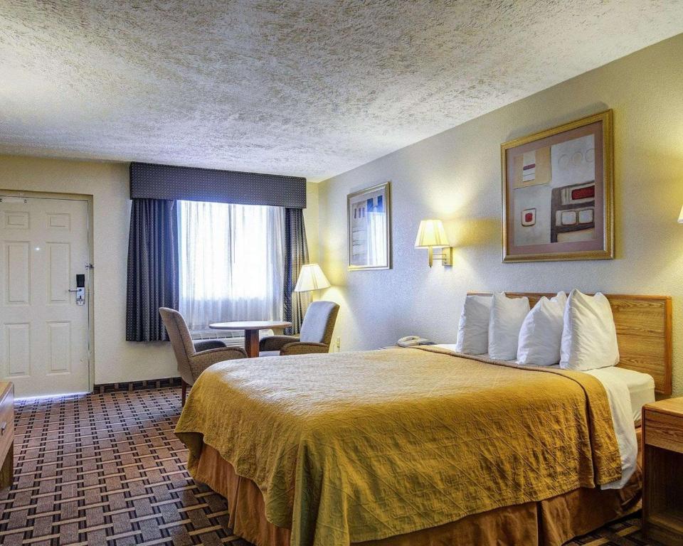 Quality Inn Conway - Greenbrier - image 3