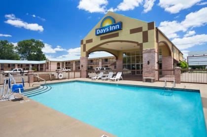 Days Inn by Wyndham Conway - image 2