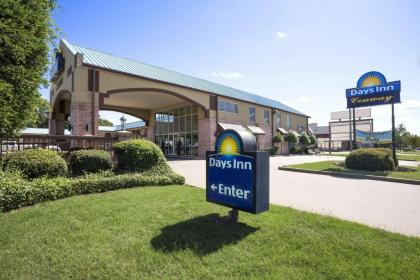 Days Inn by Wyndham Conway - image 5