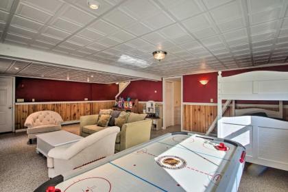 Deluxe North Conway Home with Game Room and Fire Pit! - image 14