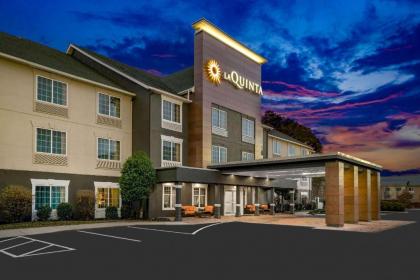 La Quinta by Wyndham Cookeville - image 13