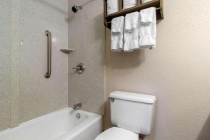 Quality Inn Cookeville - image 8