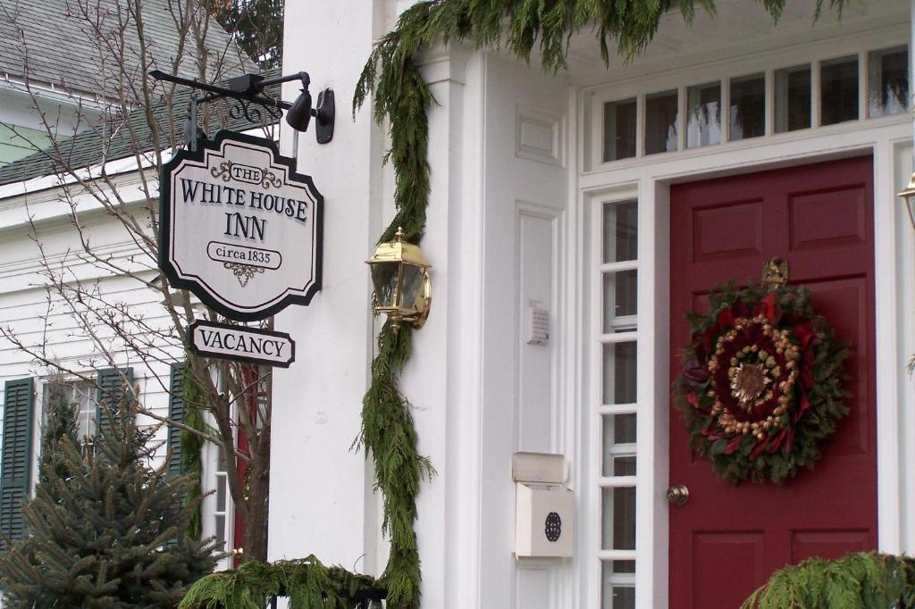 The White House Inn - image 5