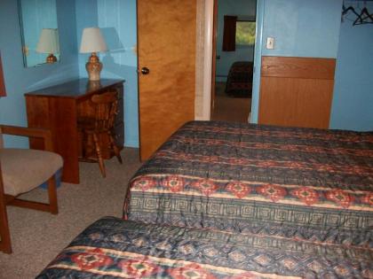 Mohican Motel - image 15