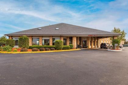 Rodeway Inn Coopersville - image 13