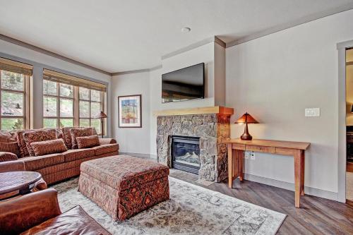 Pp327 Passage Point Condo - main image